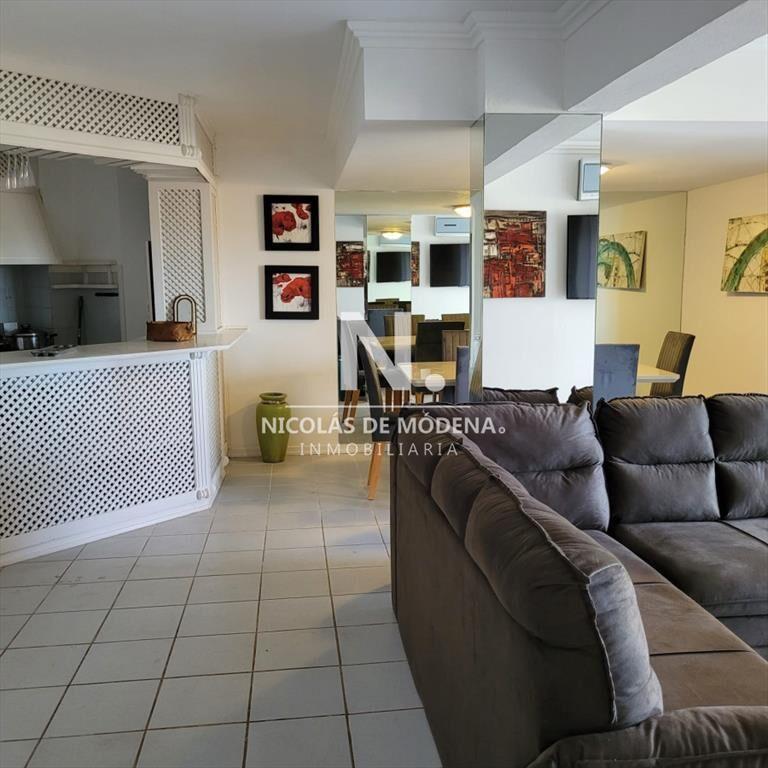 Vende apartamento de 3 Dormitorios en Pinares del