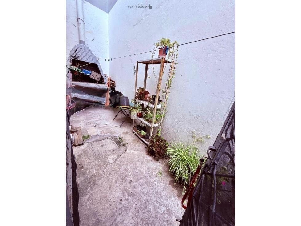 2271/3/p casa 2 dorm + altillo Malvin  cochera  jardin