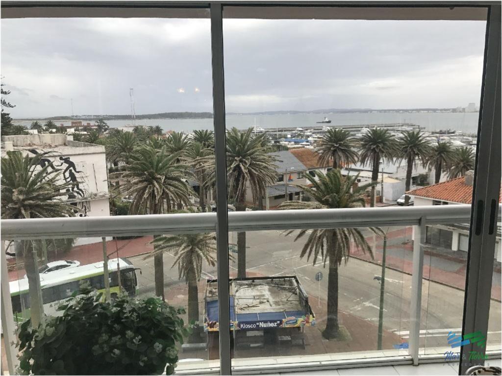 En venta y alquiler.. Apartamento en Península y