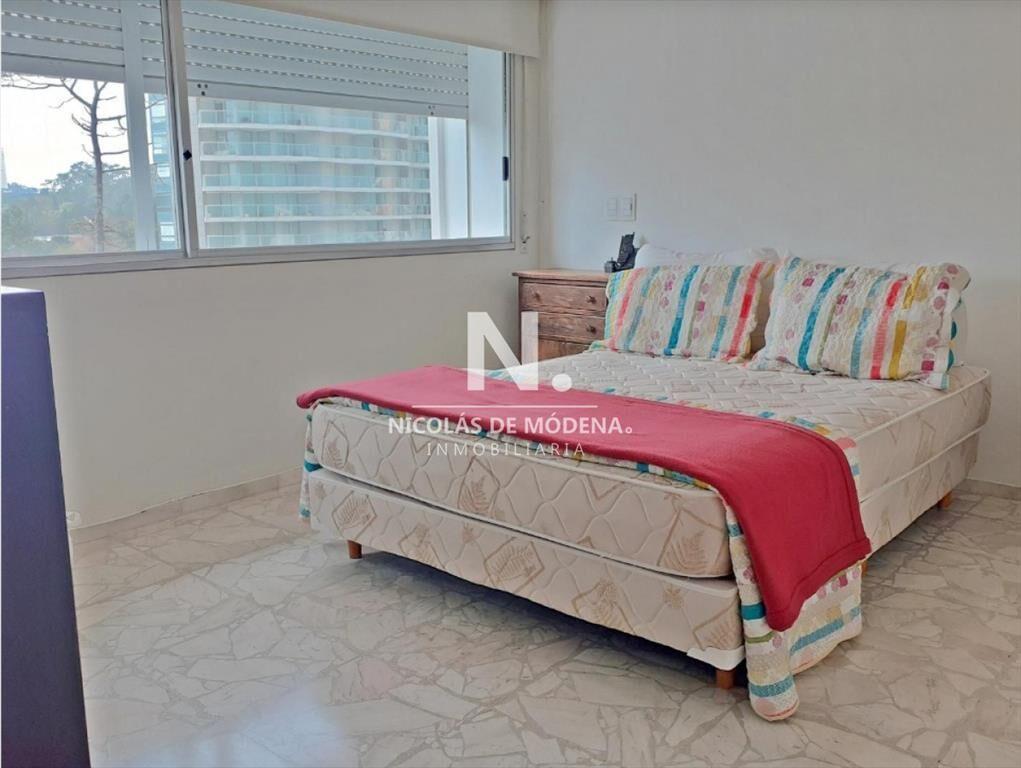 Departamento en Torre emblematica frente al mar,