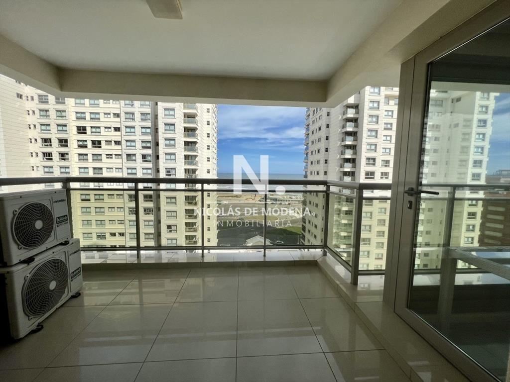 Apartamento en Imperiale III - Punta del Este - Tres Dormit
