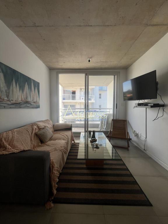 Apartamento de dos dormitorios en venta con