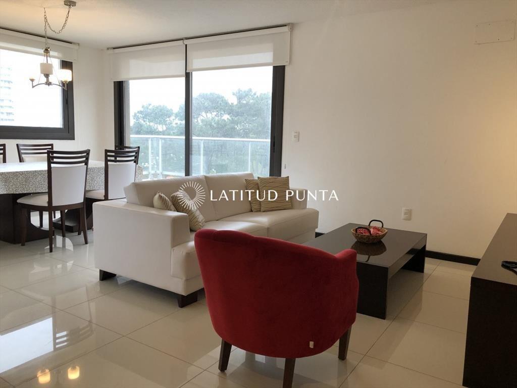Apartamento con renta en Roosevelt, 3 dormitorios