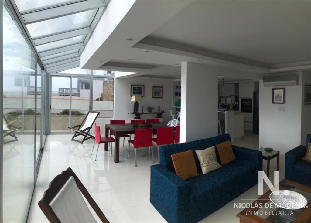 Excepcional apartamento duplex sobre el Mar, 4 Suites, gran