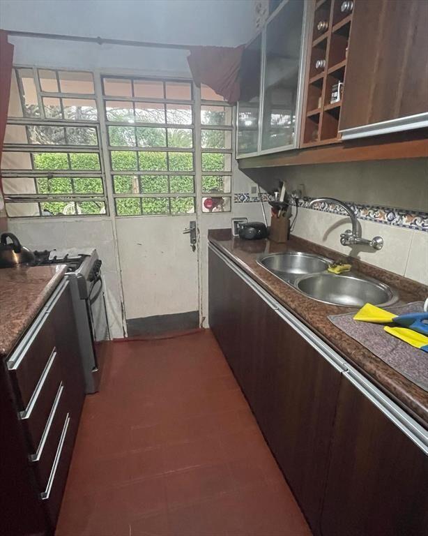 CASA EN VENTA CON RENTA ATLÁNTIDA