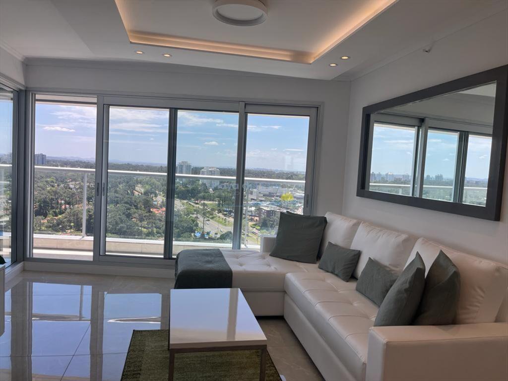 Penthouse en Miami Boulevard 3 dormitorios mas de