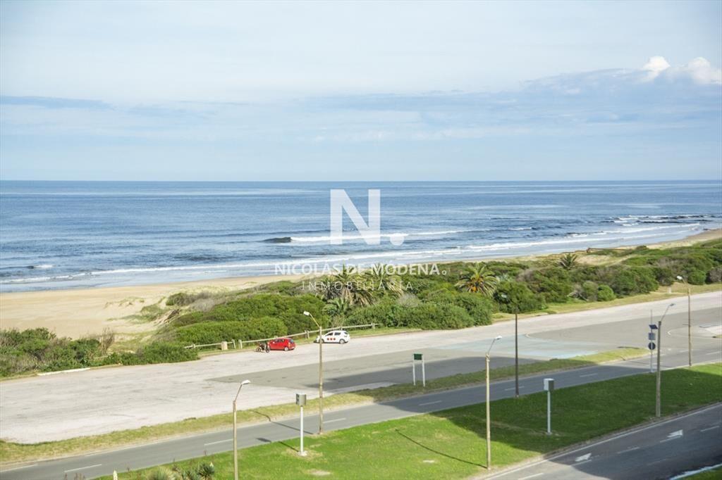Departamento de 3 dormitorios en venta en Playa