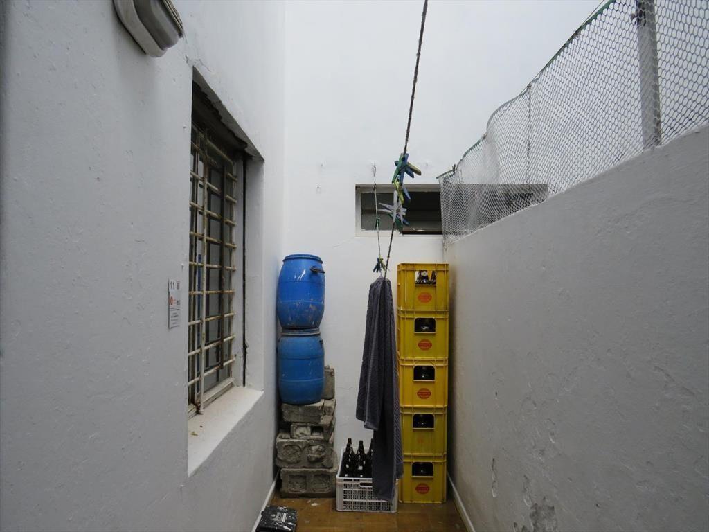 Venta Local Comercial alquilado. Ciudad Vieja-Renta anual 7