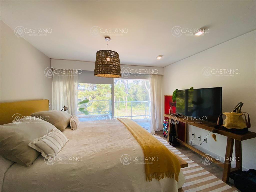 Apartamento en Venta Tres Suites y Dependencia
