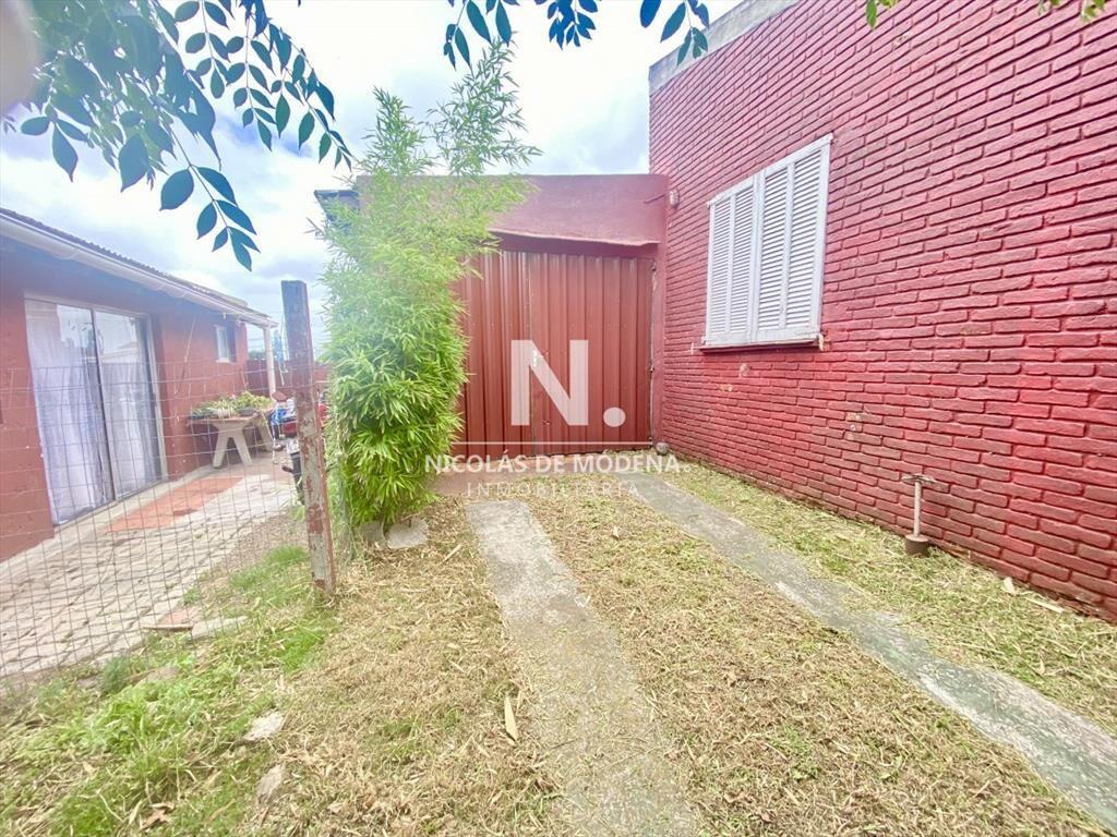 CASA EN VENTA EN PLAYA MANSA, PARADA 25, PUNTA