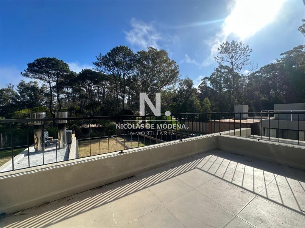 En venta y a estrenar espectacular casa de 4 con