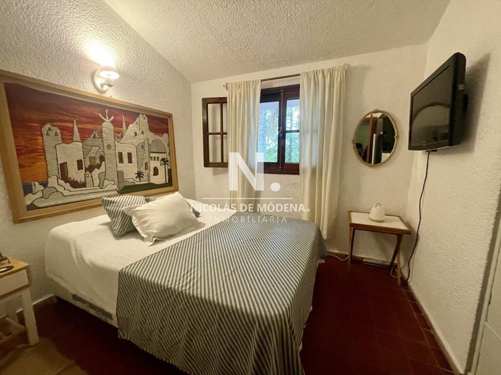 Magnifica casa en Punta Ballena de 7 dormitorios,