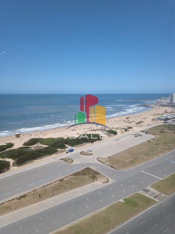 Vende apartamento de 1 dormitorio en Punta del Este, con vi