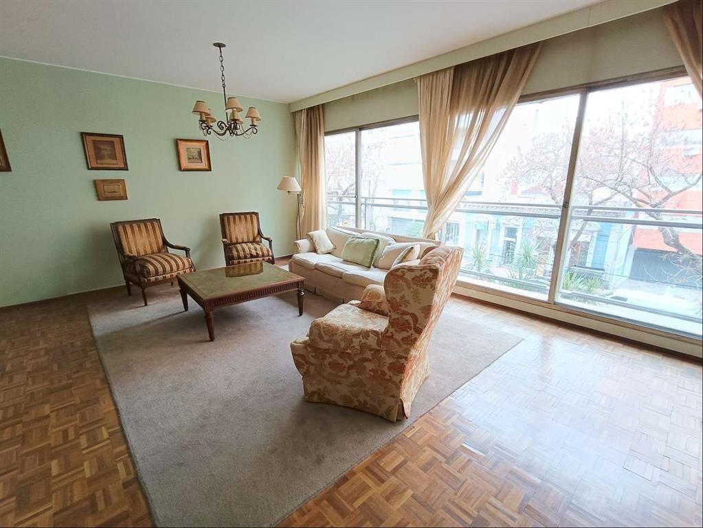 Venta Apartamento Pocitos 3 Dormitorios 3 Baños Garaje