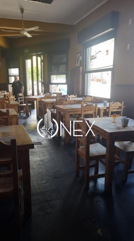 Se vende llaves de Bar-Restaurante en Barrio Reus