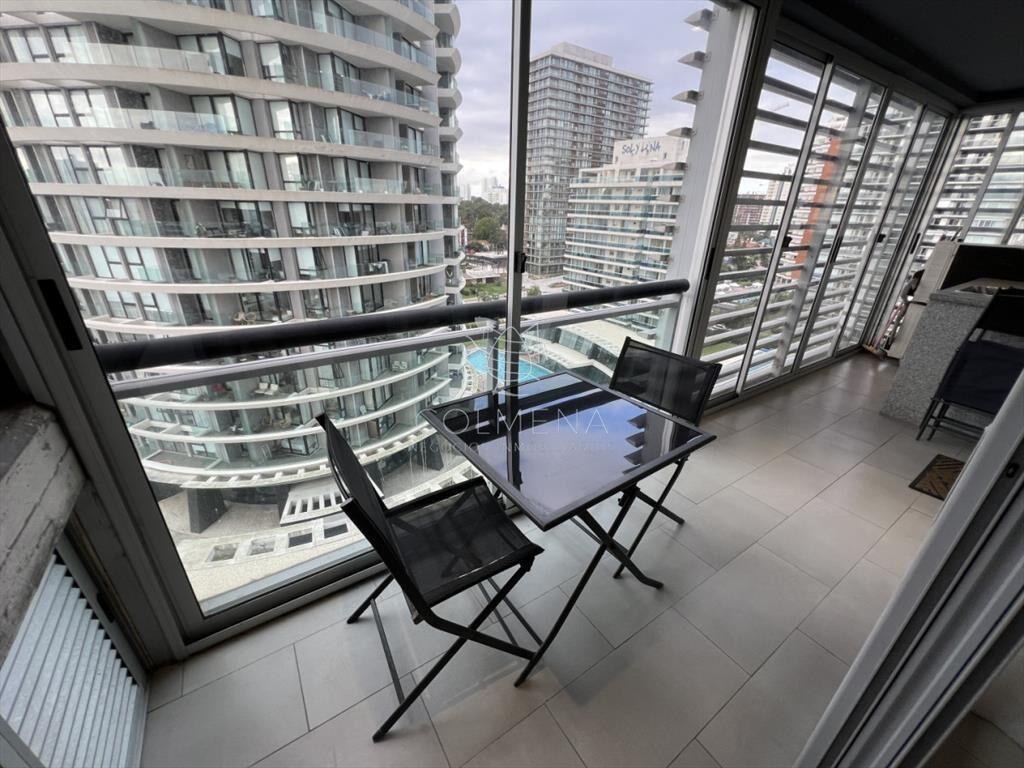 Apartamento de 2 dormitorios 2 baños, en venta.