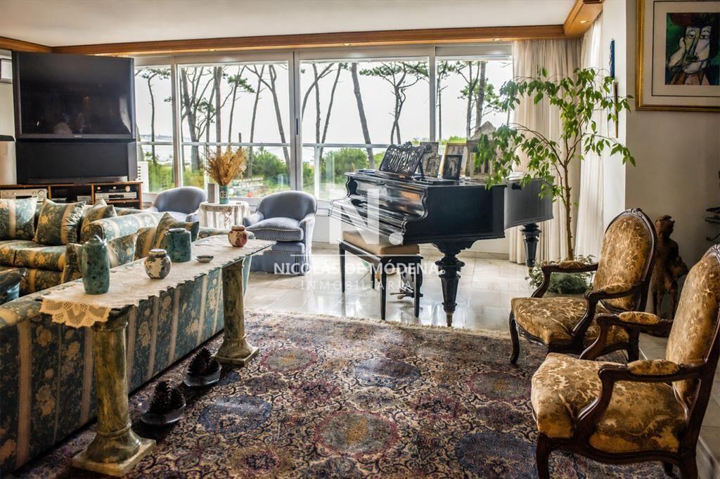 Espectacular departamento en venta frente al mar