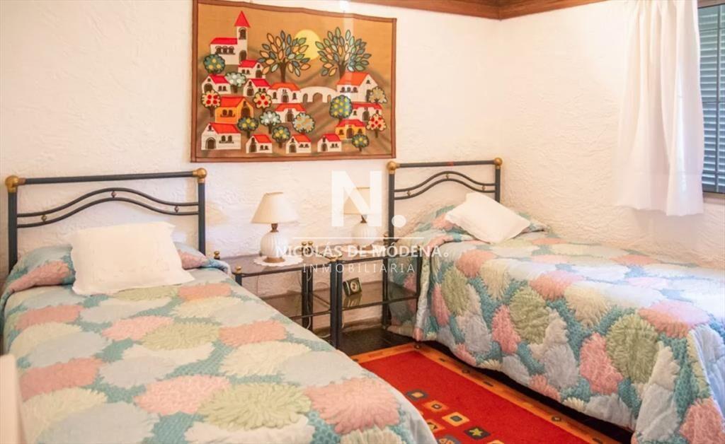CASA EN VENTA EN ZONA CANTEGRIL, METROS DE Y