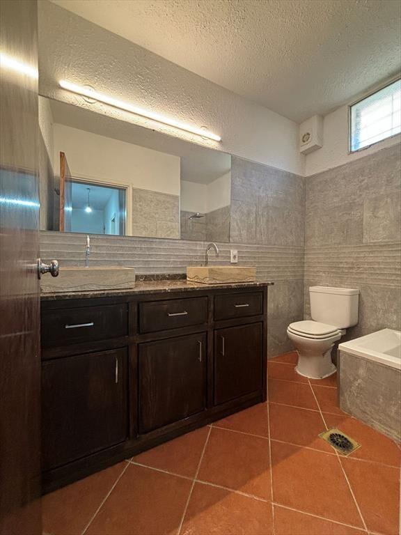 Venta en Atlántida , 3 dormitorios y Apto, 3 baños