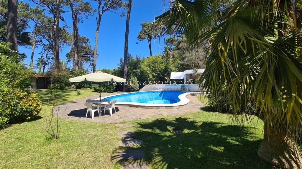 Muy linda casa en venta en zona residencial Marly, Punta de