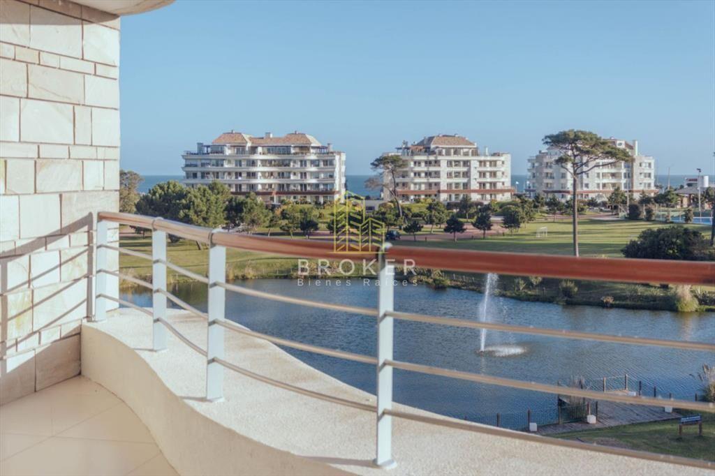 Venta apartamento 3 dormitorios mansa punta del