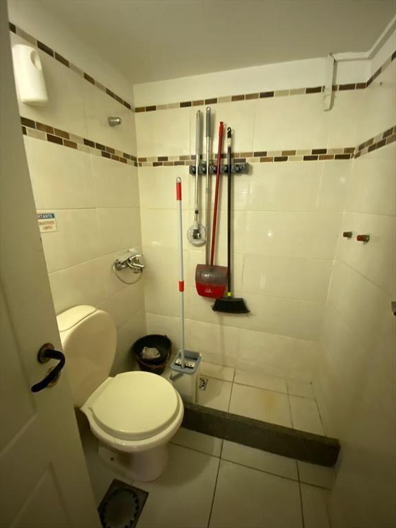 Venta oficina 33 m² con renta en Ciudad Vieja
