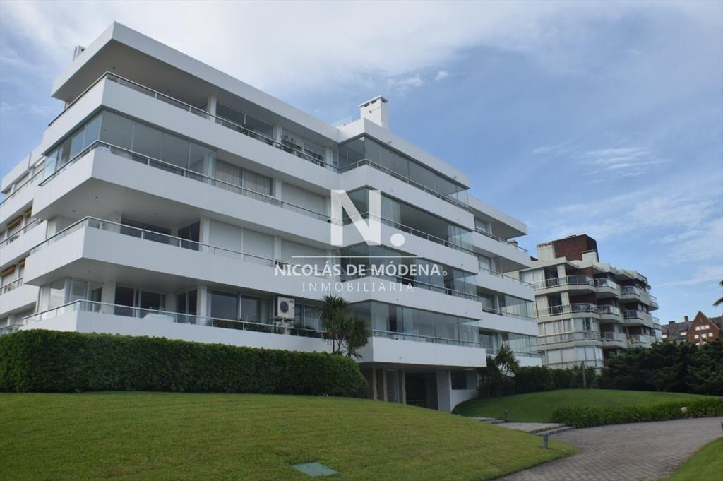 Espectacular Departamento en Punta del Este