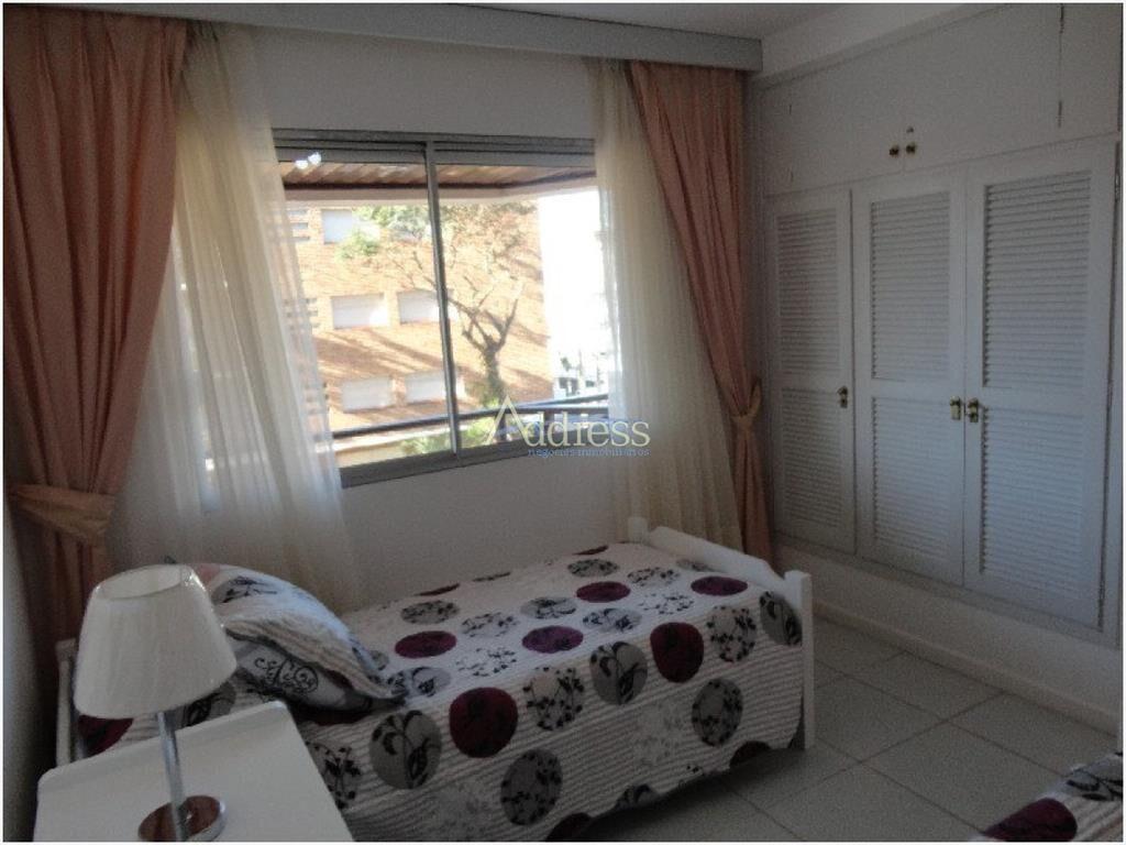 Apartamento en Peninsula, 2 dormitorios *