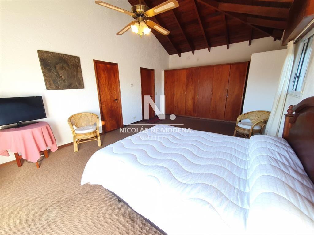 Venta de Casa 4 DORMITORIOS en Playa Mansa, Punta