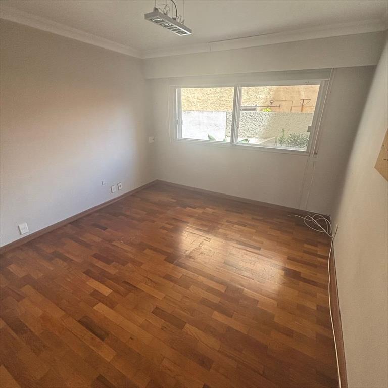 Venta amplio apartamento 4 dormitorios Rambla de Punta Carr