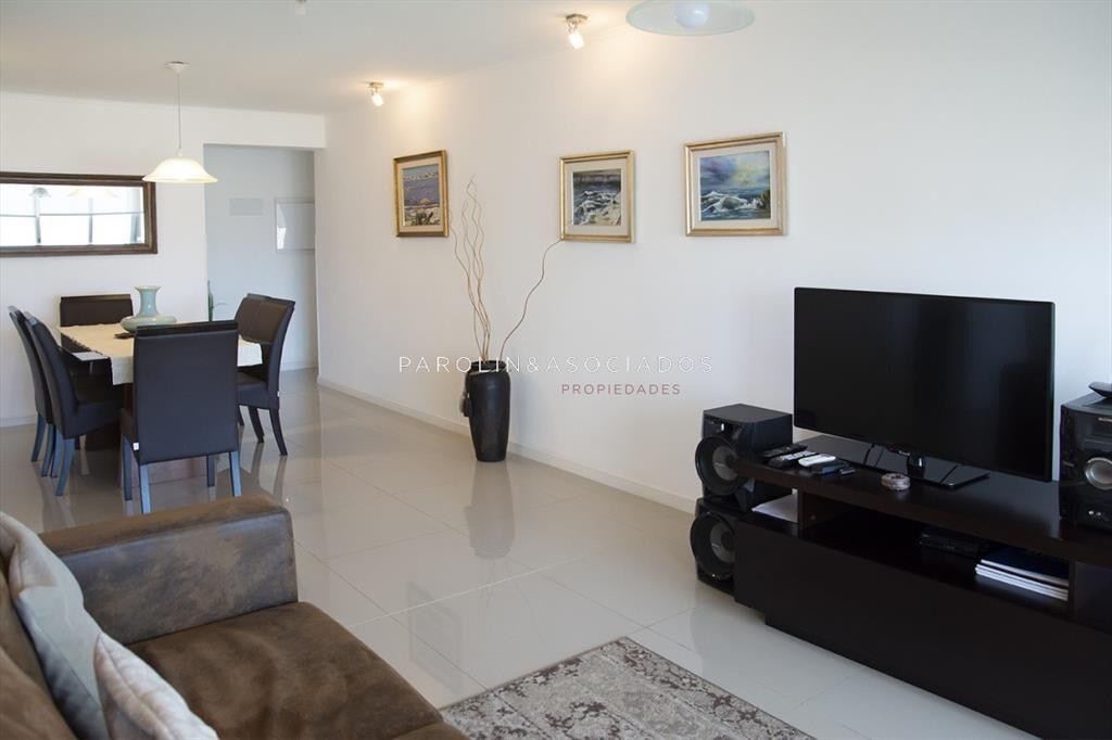 Apartamento en venta 2 dormitorios en Wind Tower, Punta del