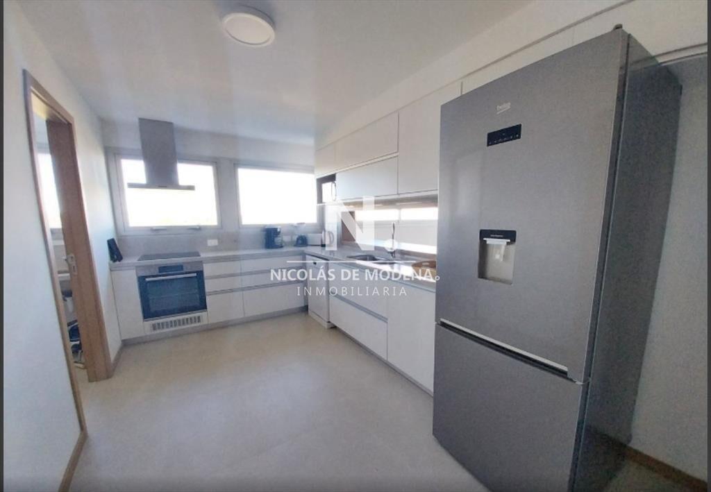 En venta departamento de 3 dormitorios en suite,