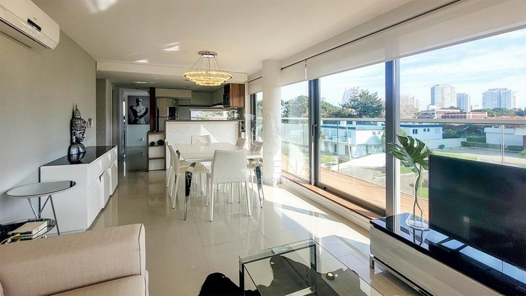 Apartamento de 2 dormitorios en venta en Punta