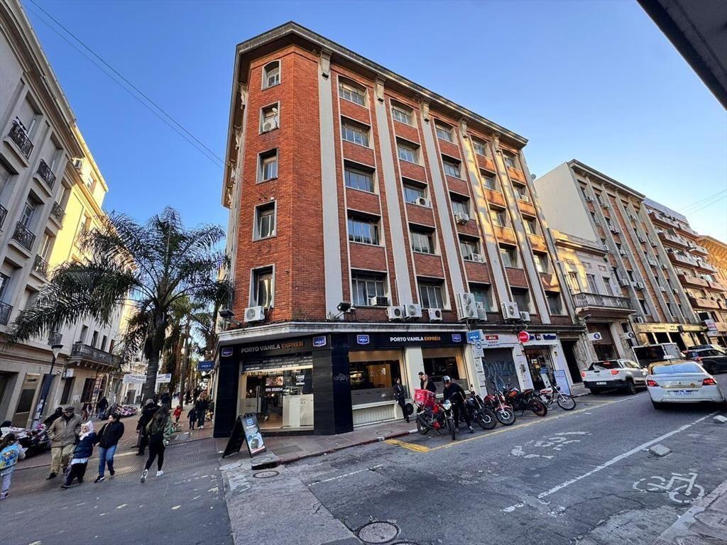 ALQUILER DE OFICINA EN CIUDAD VIEJA CON PROMOCIÓN