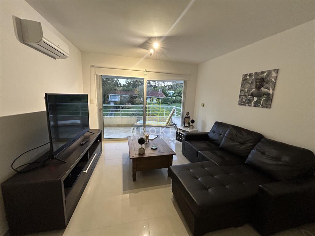 OPORTUNIDAD penthouse de 200m2 con terraza y en