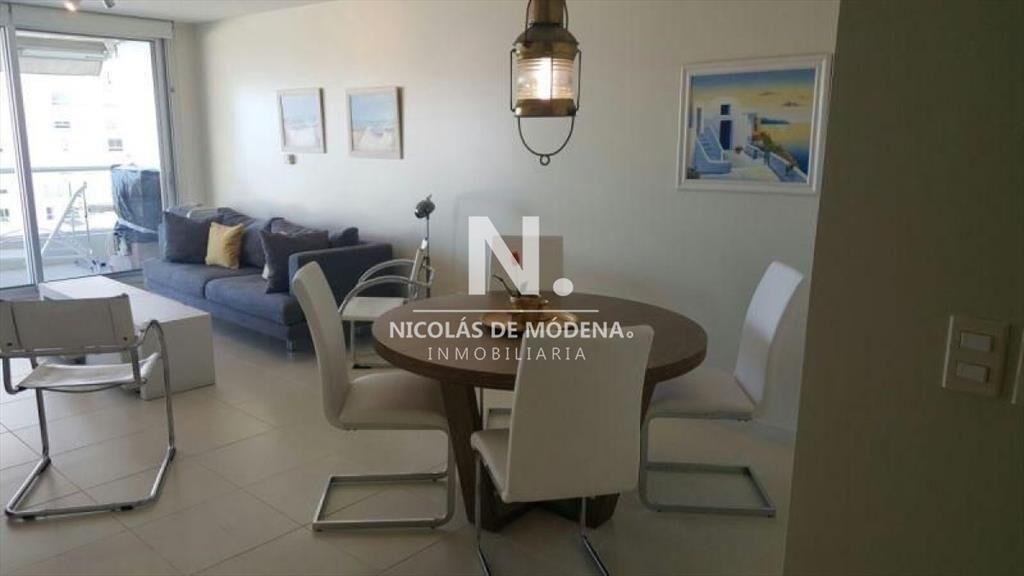 Espectacular apartamento con vista al mar