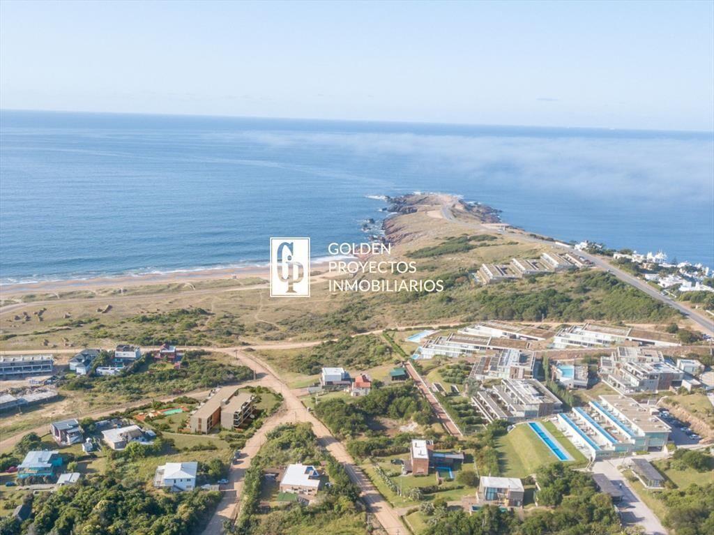 Apartamento en Venta 2 Dormitorios y Garage Punta