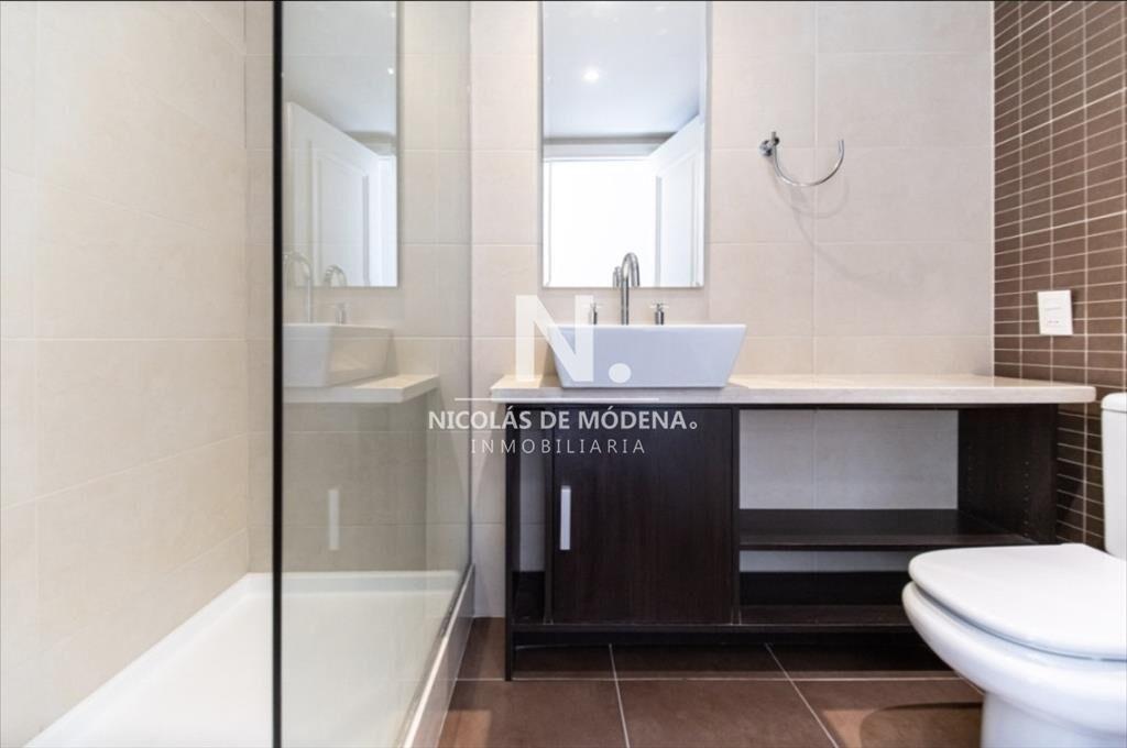 En venta apartamento de 3 dormitorios en Brava,