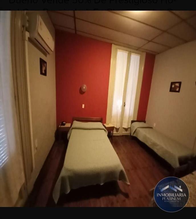 Mitad de Hotel en venta ubicado en Centro