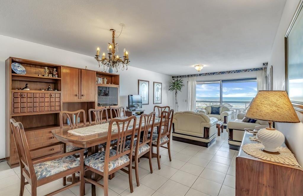 DEPARTAMENTO EN VENTA FRENTE AL MAR PARADA 1 MANSA