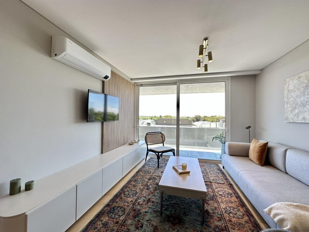 Exclusivo apartamento en venta Punta Gorda 1 dormitorio