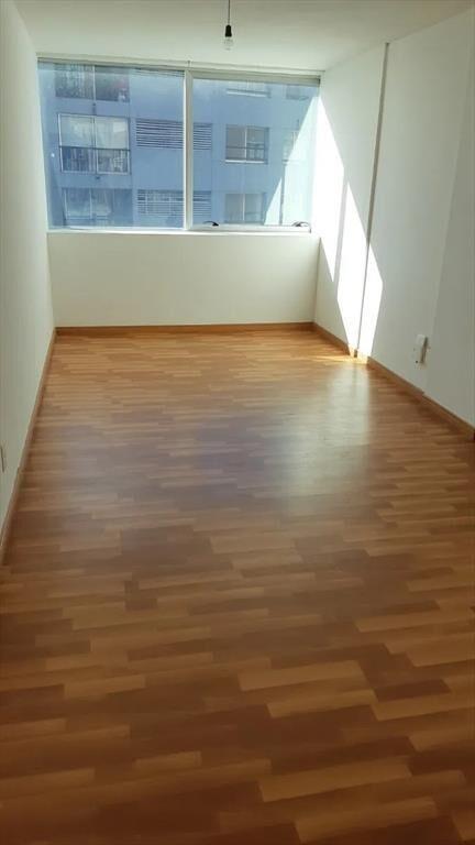 Venta apartamento monoambiente rentado Cordón Torre Univers