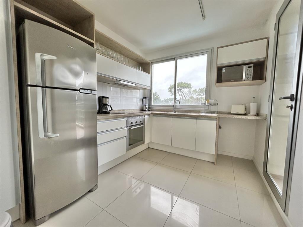 VENTA APARTAMENTO DE 2 DORMITORIOS MAS EDIFICIO