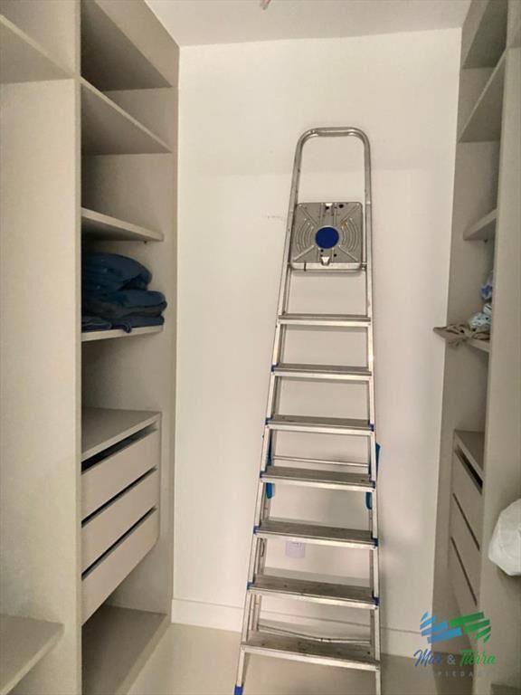 Alquilo anual apartamento de 3 dormitorios en torre con ser