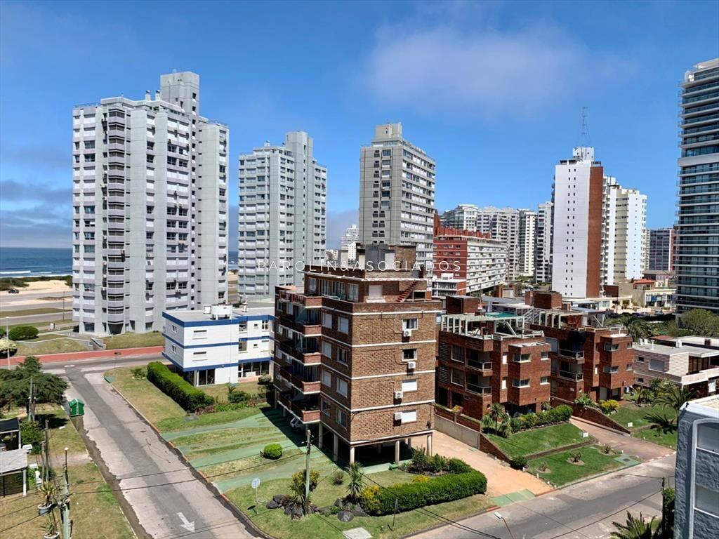 Apartamento en venta de 2 dormitorios en Brava,