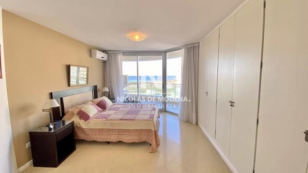 Departamento en venta de 3 dormitorios, Punta Del