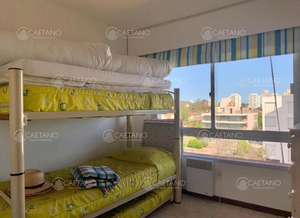 Departamento Frente al Mar, Playa Mansa en Venta