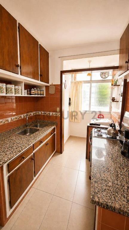 VENTA APARTAMENTO POCITOS AL FRENTE CON BALCÓN 2 DOR 2 BA...