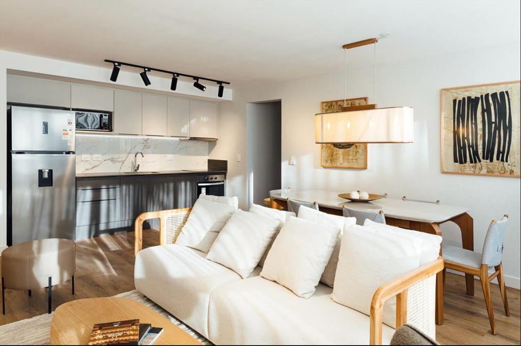 1 DORMITORIO CON GARAJE POCITOS