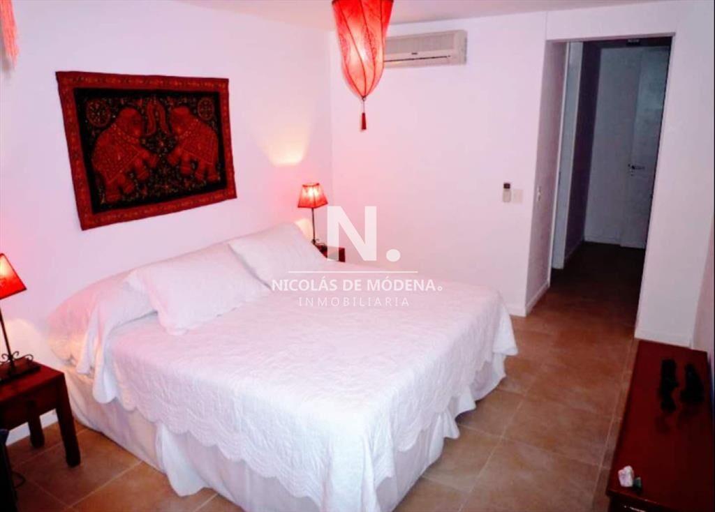 Vende apartamento de 2 dormitorios con vista al